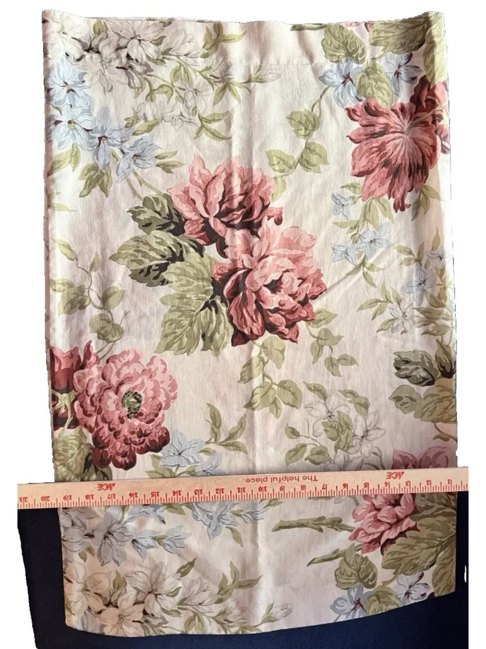CABBAGE ROSE Pillowcase Standard Vintage Made In USA Pink Green Cottage Garden